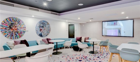 2 Schlafzimmer Gewerbliche Immobilien in Miami, USA, Nr. 615883 13