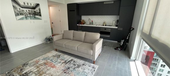 2 Schlafzimmer Gewerbliche Immobilien in Miami, USA, Nr. 615883 2