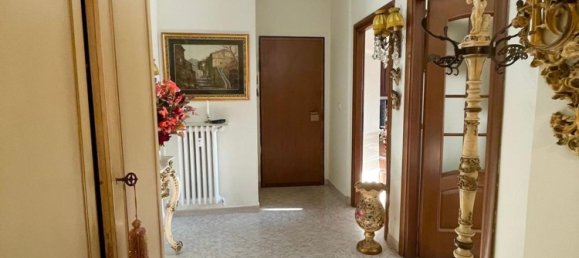 3 rooms Apartment in Nichelino, Italy No. 285914 5