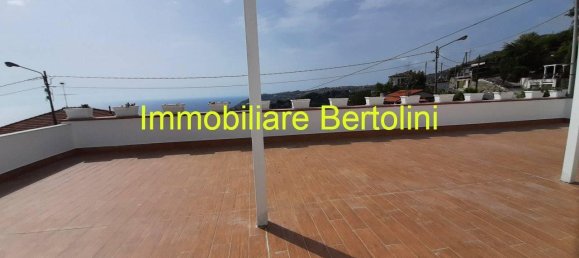 3 rooms Villa in Sanremo, Italy No. 157991 10