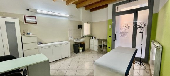 مكتب في Olginate, Italy 70متر مربع رقم 361267 19