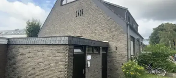 12 rooms Building in Munster, Germany No. 246938 3