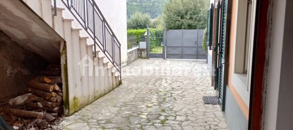 Квартира с 3 спальнями в Кастелло дель Матезе, Италия № 123157 3