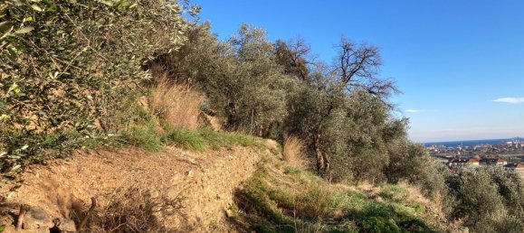 3800m² Land in Quiliano, Italy No. 97936 4