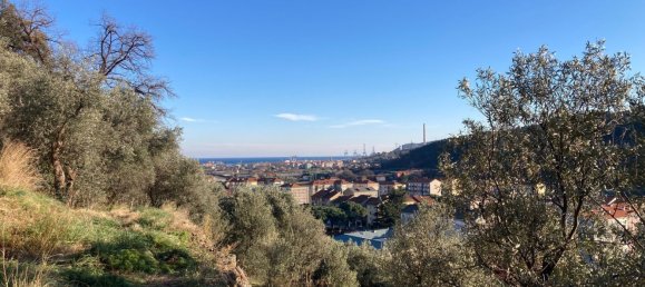 3800m² Land in Quiliano, Italy No. 97936 3