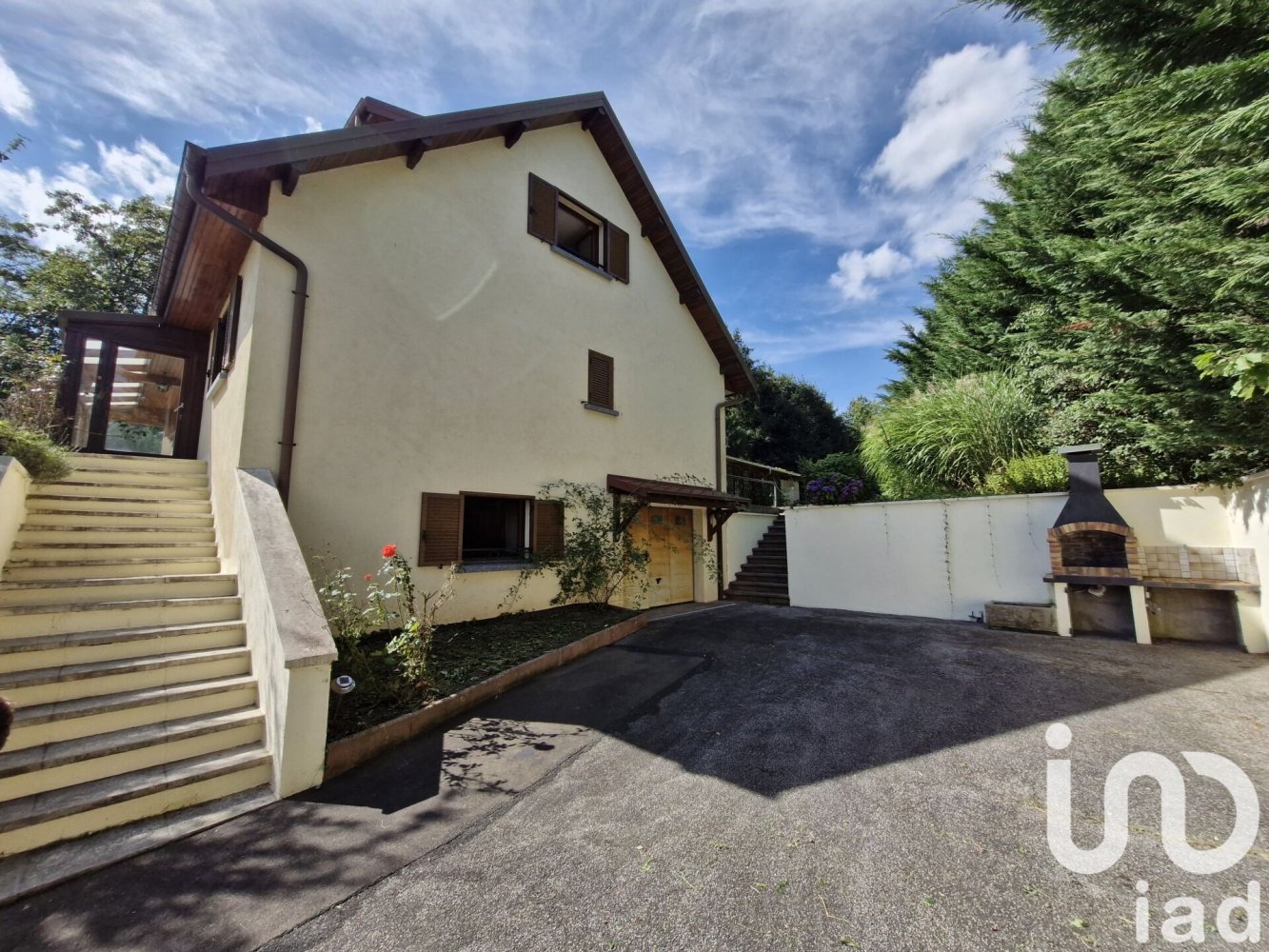 5-Zimmer Villa in Le Clerjus, France, Nr. 324964