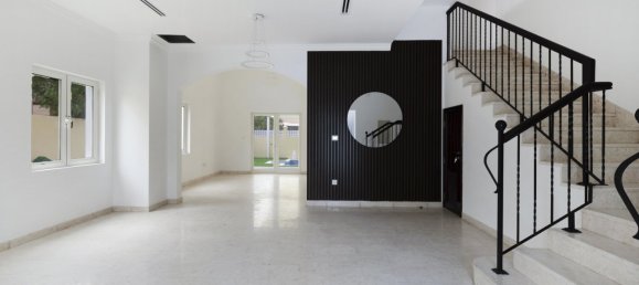 5 bedrooms Villa in The Villa, UAE No. 18958 22