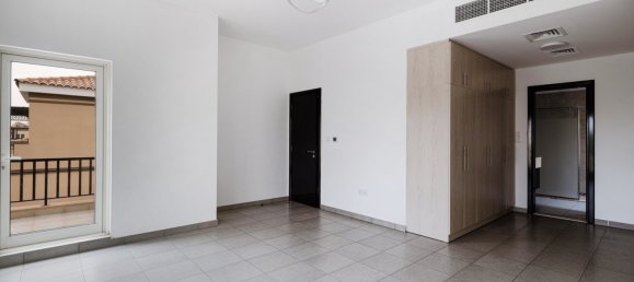 5 bedrooms Villa in The Villa, UAE No. 18958 7