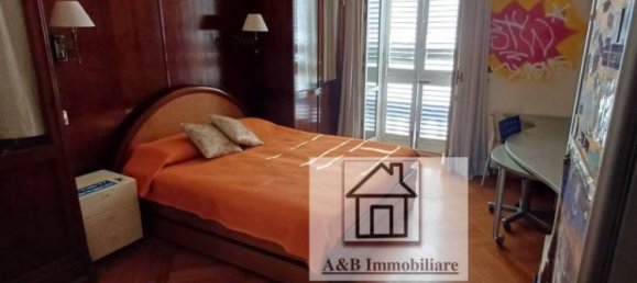 4 bedrooms Apartment in Livorno, Italy No. 220527 35