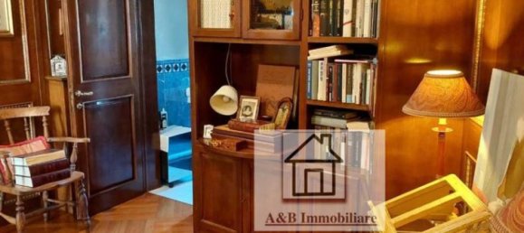 4 bedrooms Apartment in Livorno, Italy No. 220527 41