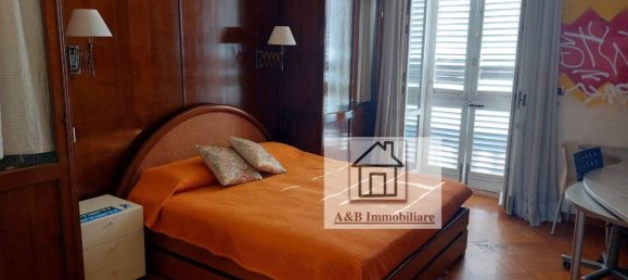 4 bedrooms Apartment in Livorno, Italy No. 220527 36