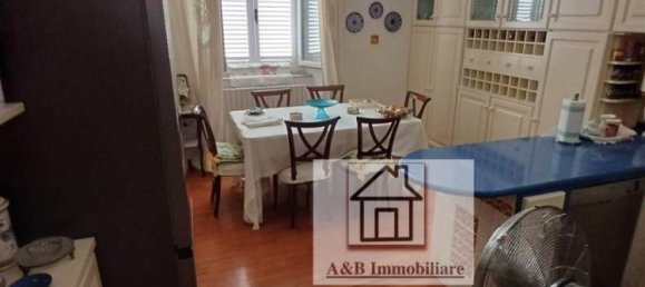 4 bedrooms Apartment in Livorno, Italy No. 220527 8