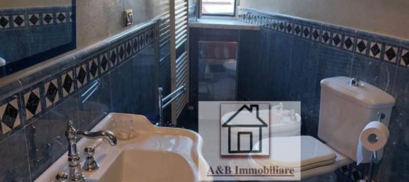 4 bedrooms Apartment in Livorno, Italy No. 220527 39