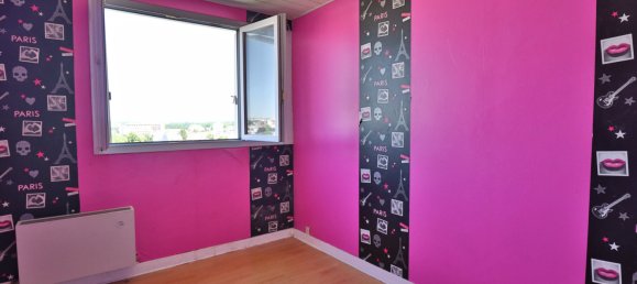 Apartamento de 2 dormitorios en Troyes, France No. 103434 4