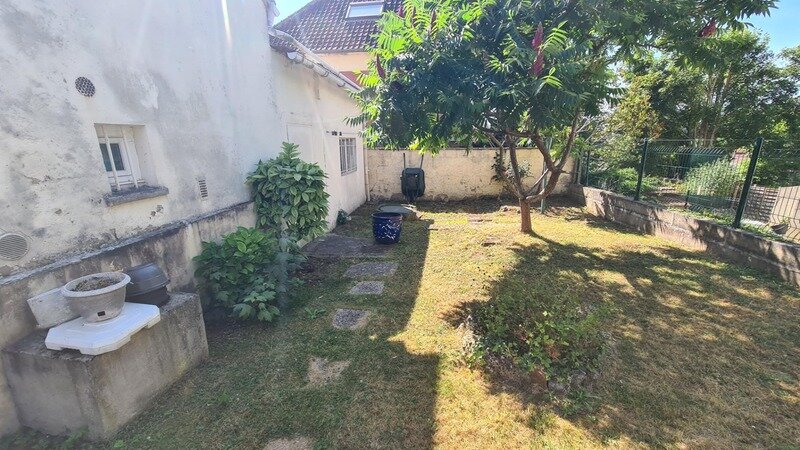 2 غرف نوم منزل في Lagny-sur-Marne, France رقم 345274