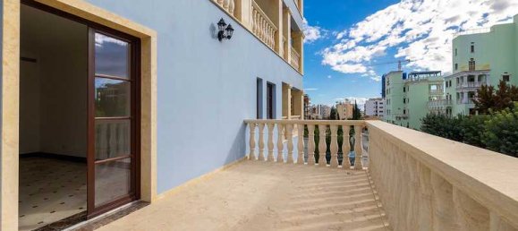 2 bedrooms Apartment in Limassol, Cyprus No. 18793 14