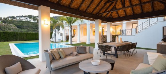 Casa de 5 dormitorios en El Madronal, Spain No. 187864 21