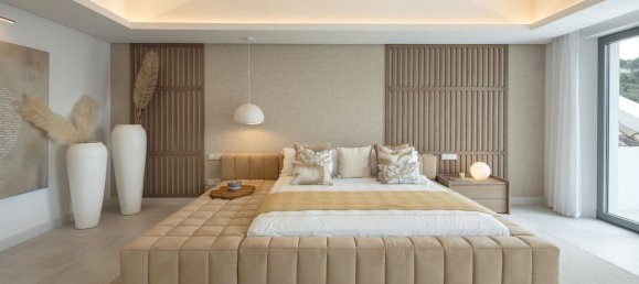 Casa de 5 dormitorios en El Madronal, Spain No. 187864 15