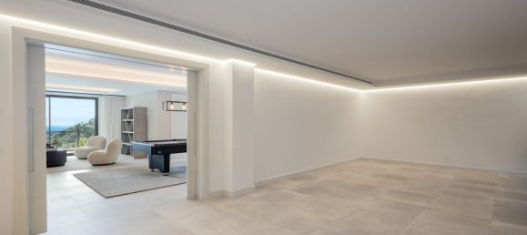 Casa de 5 dormitorios en El Madronal, Spain No. 187864 22