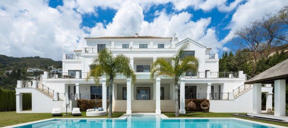 Casa de 5 dormitorios en El Madronal, Spain No. 187864 2