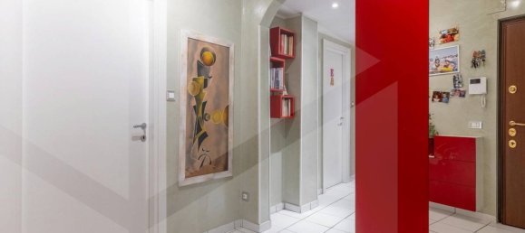 Apartamento de 3 divisões em Milan, Italy N.º 241225 8