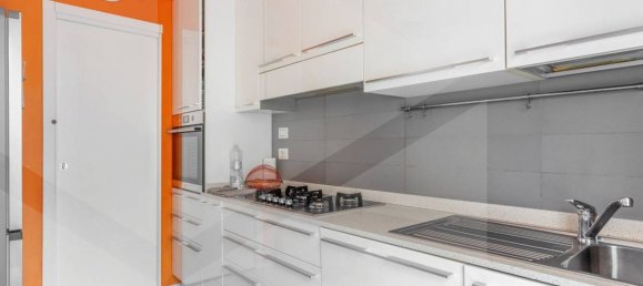 Apartamento de 3 divisões em Milan, Italy N.º 241225 12