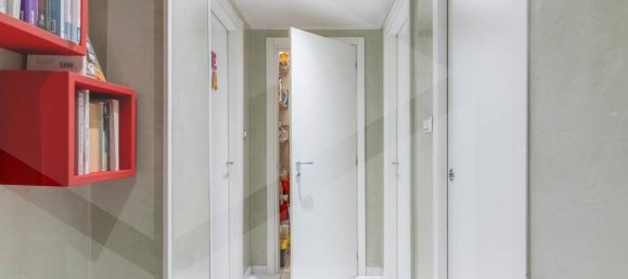 Apartamento de 3 divisões em Milan, Italy N.º 241225 6