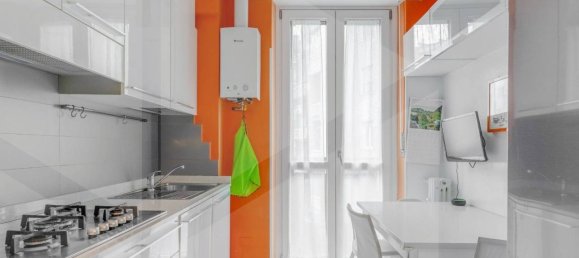 Apartamento de 3 divisões em Milan, Italy N.º 241225 9