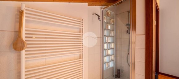 6 bedrooms House in Lavagno, Italy No. 315565 29