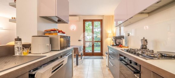 6 bedrooms House in Lavagno, Italy No. 315565 7