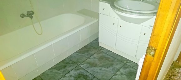 3 bedrooms Apartment in Leon, Spain No. 82902 6