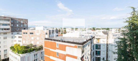 3 bedrooms Apartment in Pordenone, Italy No. 334836 4