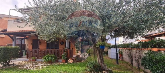 4 bedrooms Villa in Anzio, Italy No. 64218 2