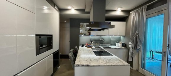 4 bedrooms Villa in Forte dei Marmi, Italy No. 165006 24