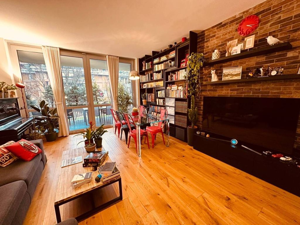 2 bedrooms Apartment in Segrate, Italy No. 358859