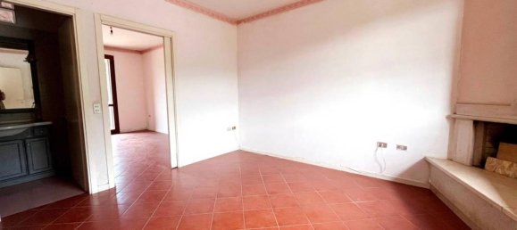 6-salle Villa à Montecatini Terme, Italy No. 156504 3