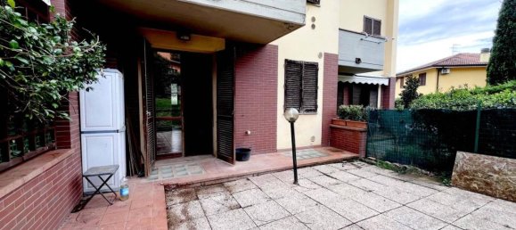 6-salle Villa à Montecatini Terme, Italy No. 156504 2