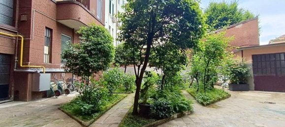 2 Schlafzimmer Wohnung in Milan, Italy, Nr. 337985 2