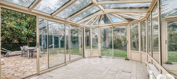 6 bedrooms House in Aulnay-sous-Bois, France No. 322028 10