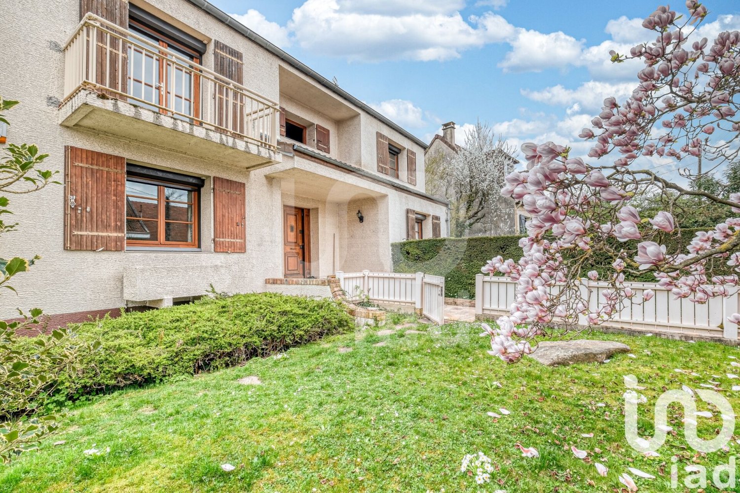 6 bedrooms House in Aulnay-sous-Bois, France No. 322028