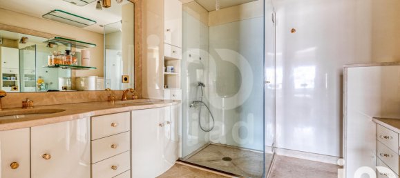 6 bedrooms House in Aulnay-sous-Bois, France No. 322028 16