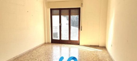 5 rooms Apartment in Caserta, Italy No. 70680 11