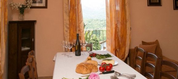 5 bedrooms Villa in Castiglione di Garfagnana, Italy No. 188138 7