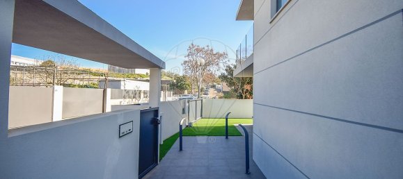 5 bedrooms House in Porto Salvo, Portugal No. 43032 43