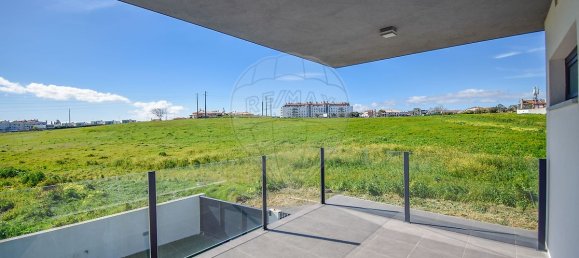 5 bedrooms House in Porto Salvo, Portugal No. 43032 36