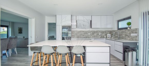 5 bedrooms House in Porto Salvo, Portugal No. 43032 17