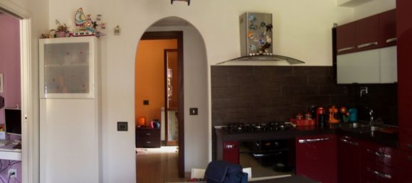 Apartamento de 3 habitaciónes en Pomezia, Italy No. 205965 10