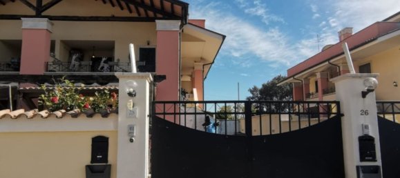 Apartamento de 3 habitaciónes en Pomezia, Italy No. 205965 29