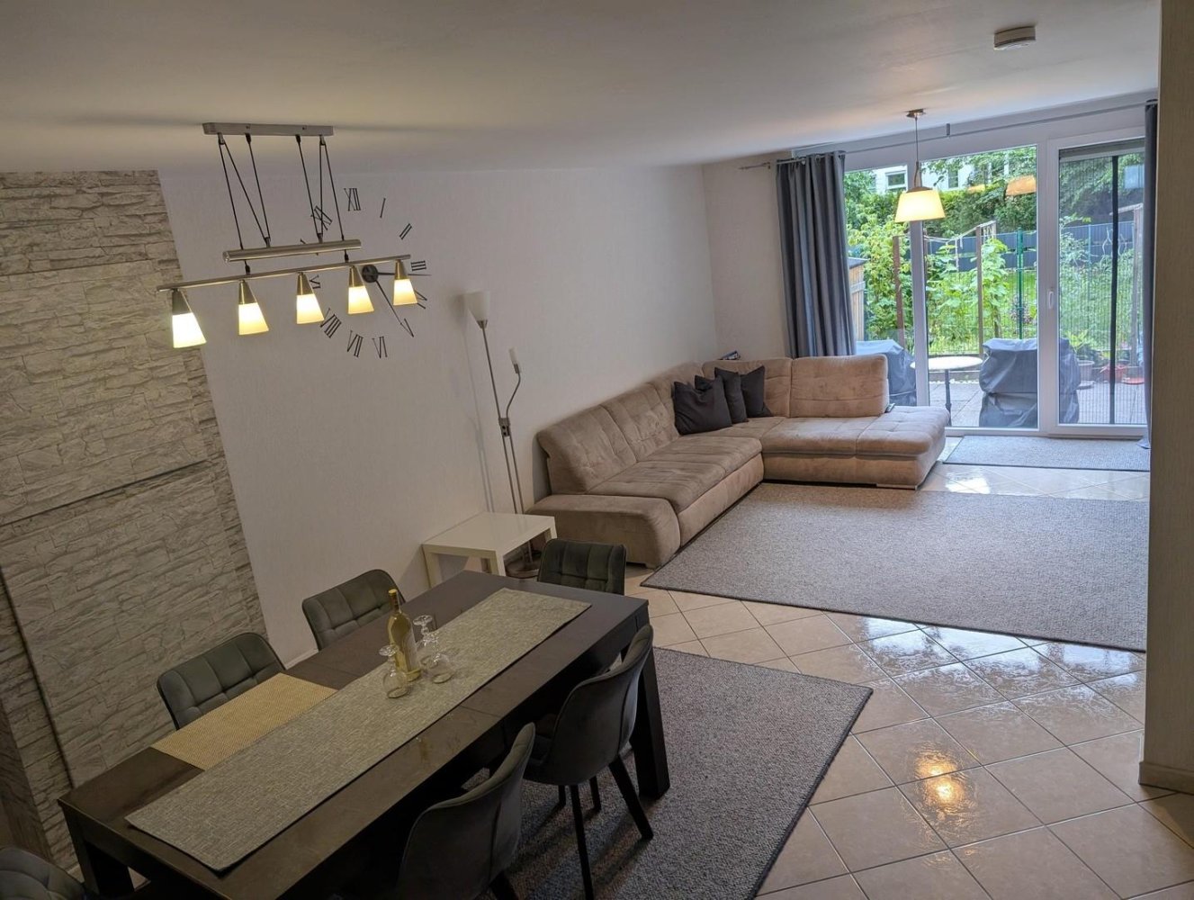 Adosado de 5 habitaciónes en Main-Taunus, Germany No. 335550