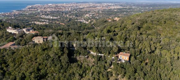 Villa T2 em Livorno, Italy N.º 352529 2